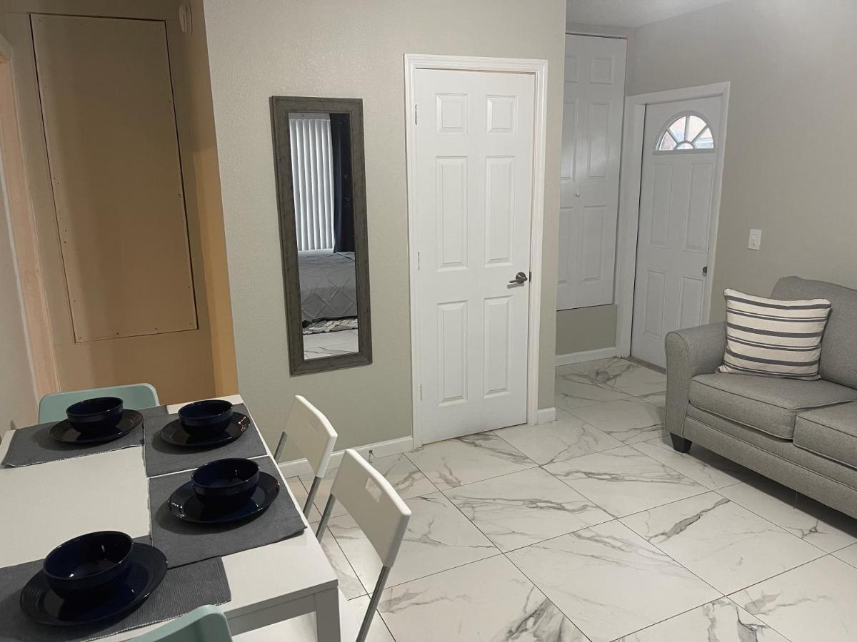 Adorable Suite In Tampa. Extérieur photo